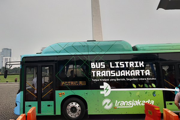 2030 Seluruh Armada Transjakarta Berbasis Listrik