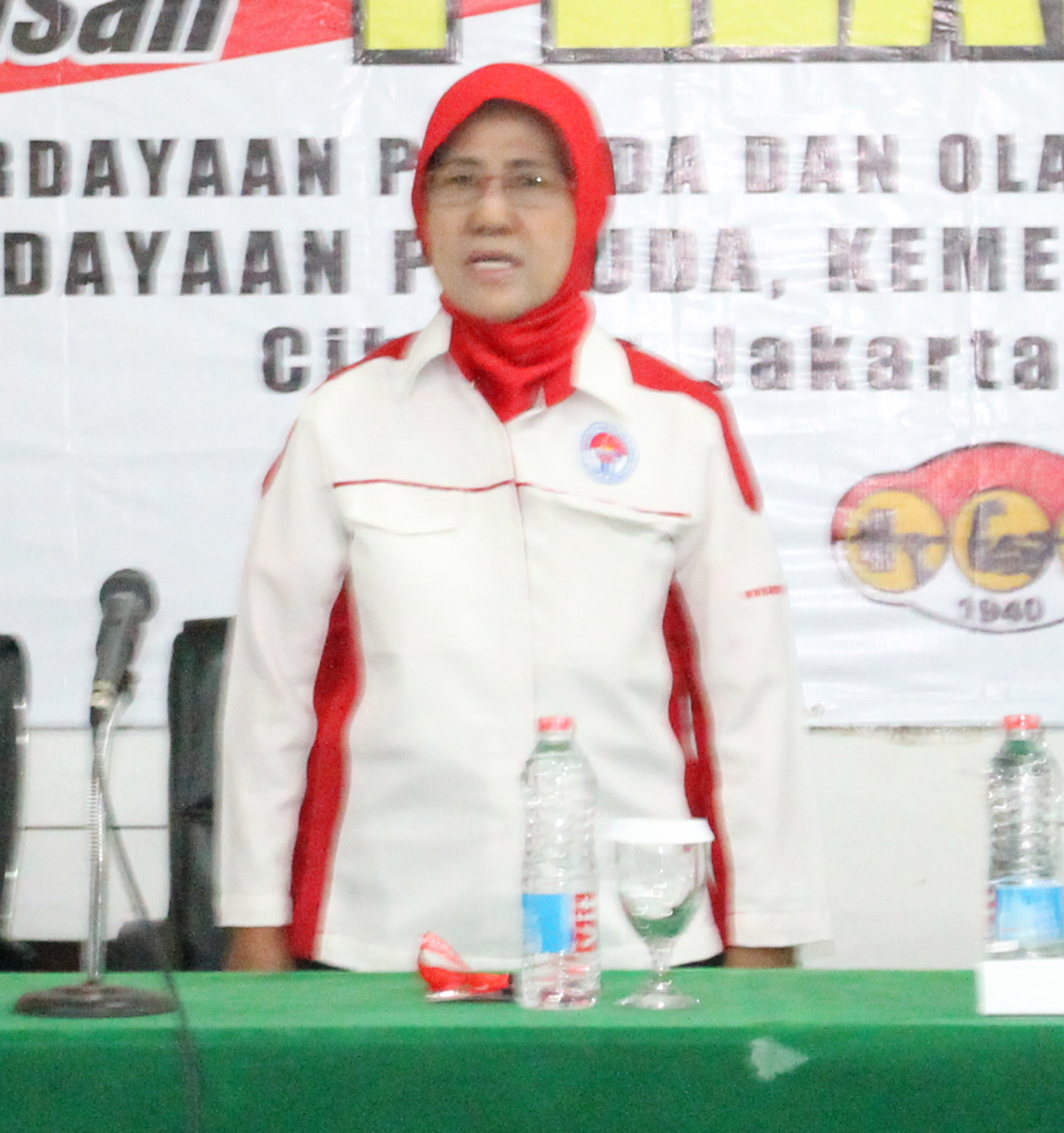 PLT Deputi IV Bidang Peningkatan Prestasi Olahraga (Kemenpora) Yuni Poerwanti