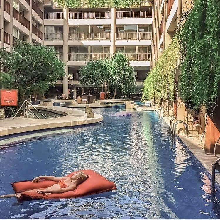 Suasana di Four Points by Sheraton Bali, Kuta