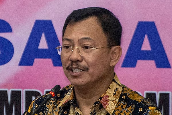 Menkes Ancam Copot Dirjen jika Persulit Izin Edar Obat dan Alkes