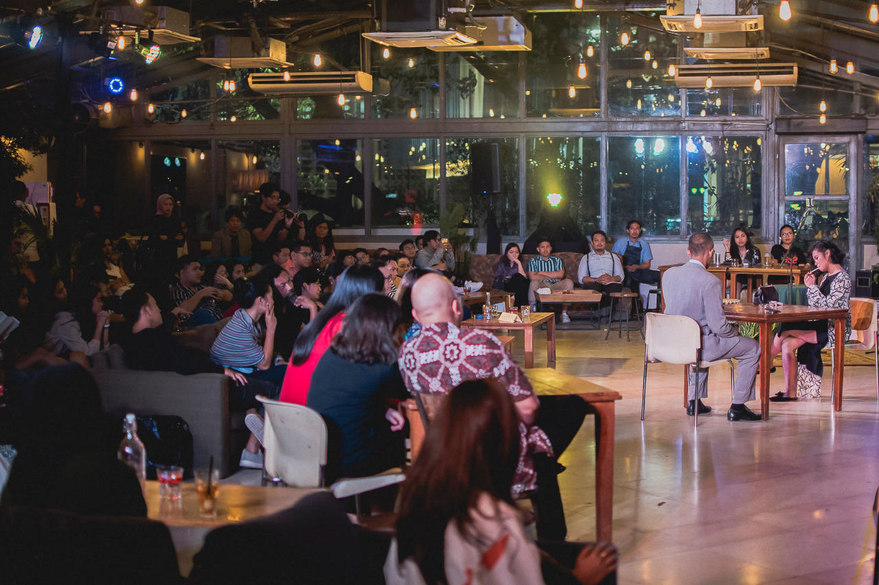  Pementasan Samara: Anniversaria oleh Teater Pandora di Lucy in The Sky, Jakarta, Kamis (28/11).