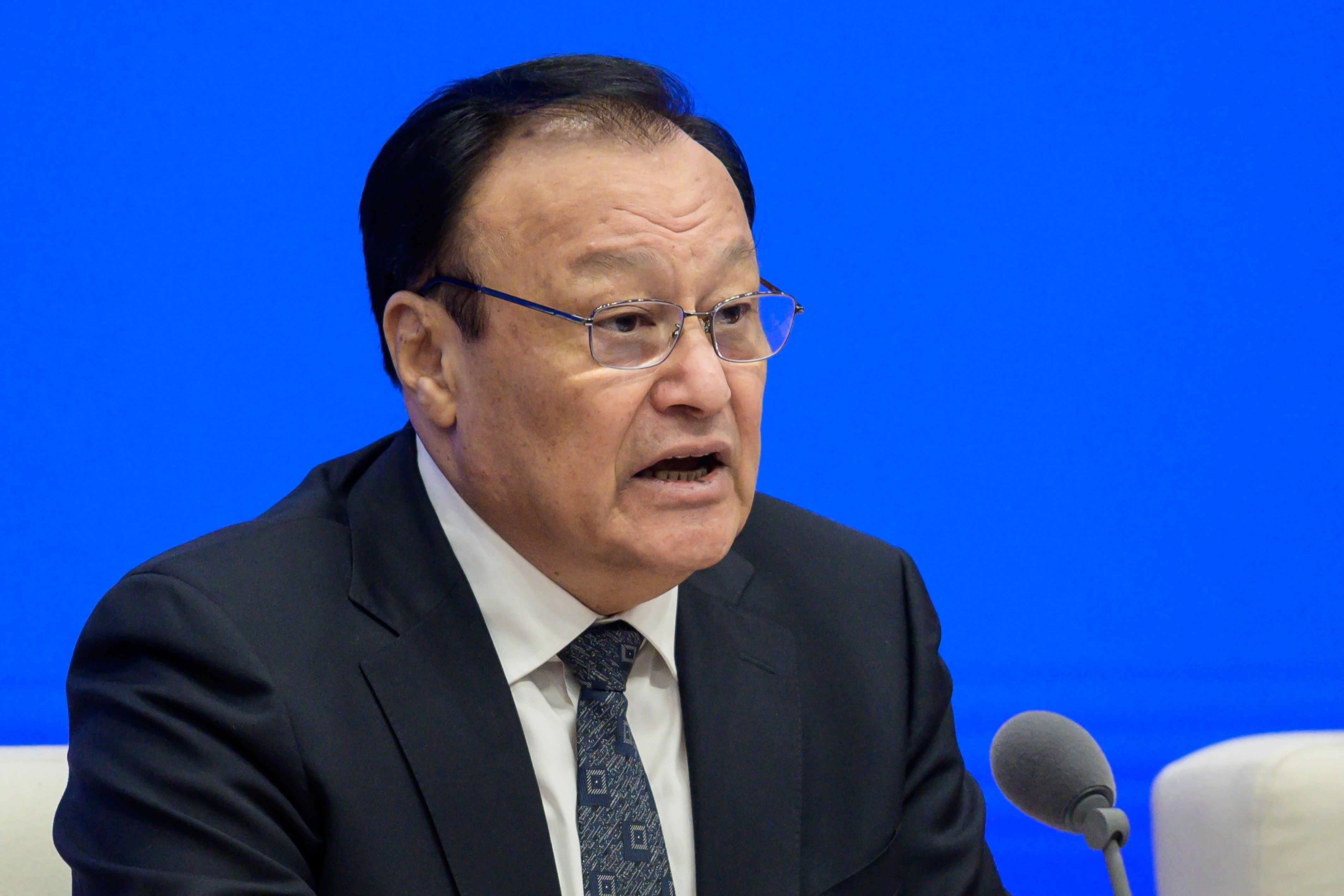 Shohrat Zakir, Pemimpin Wilayah Xinjiang.