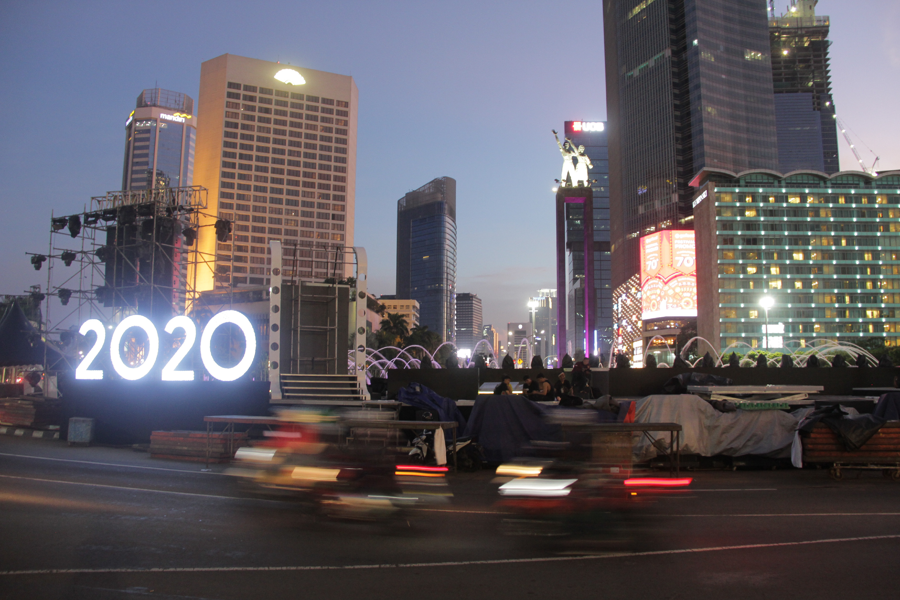 Lima Panggung Hiburan Meriahkan Tahun Baru di Jakarta