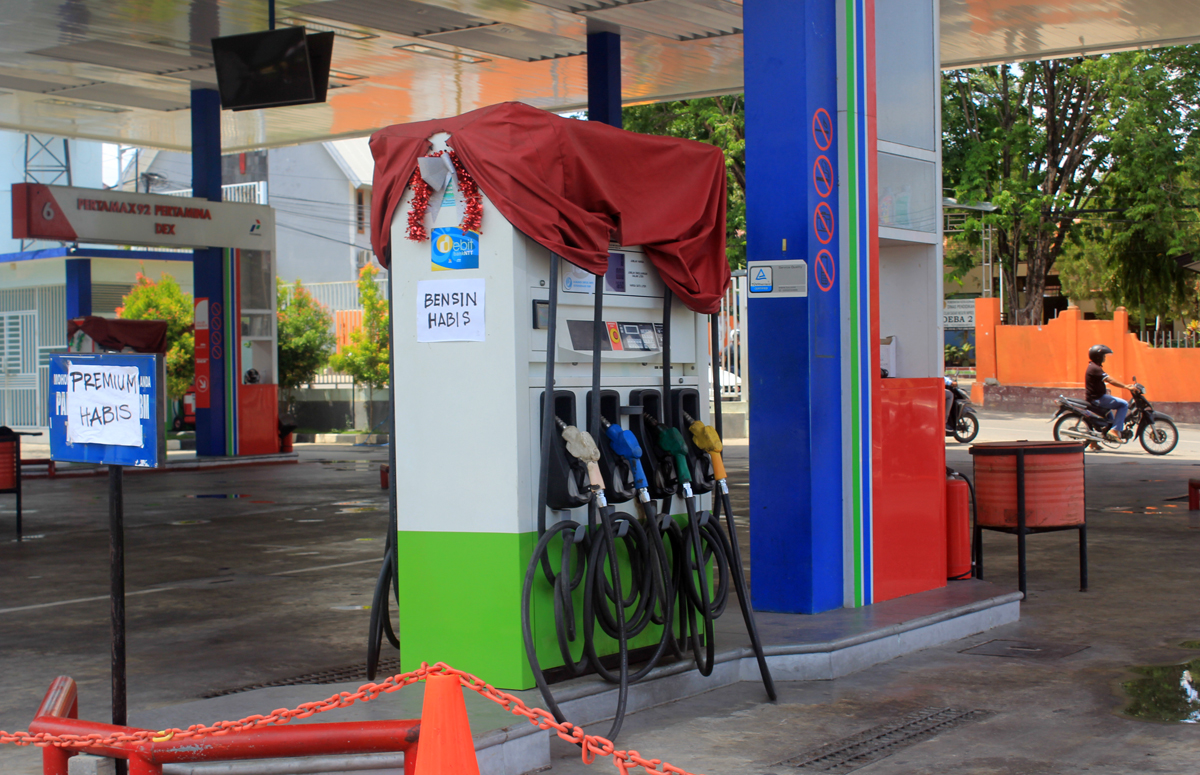 Sejumlah SPBU di Kota Kupang tidak beroperasi karena tidak ada pasokan BBM dari Pertamina. 