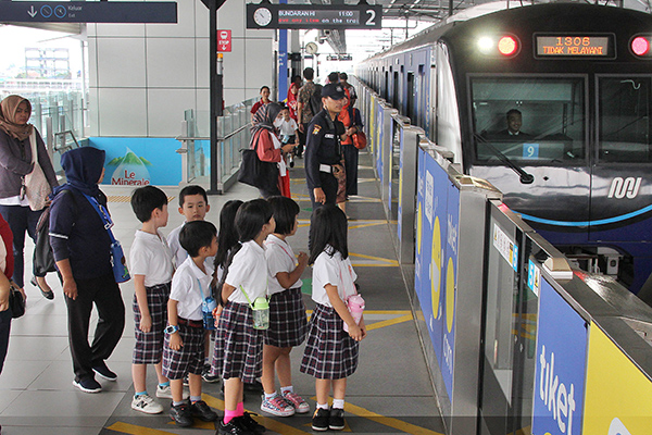8 Bulan Beroperasi, Penumpang MRT 20 Juta Orang