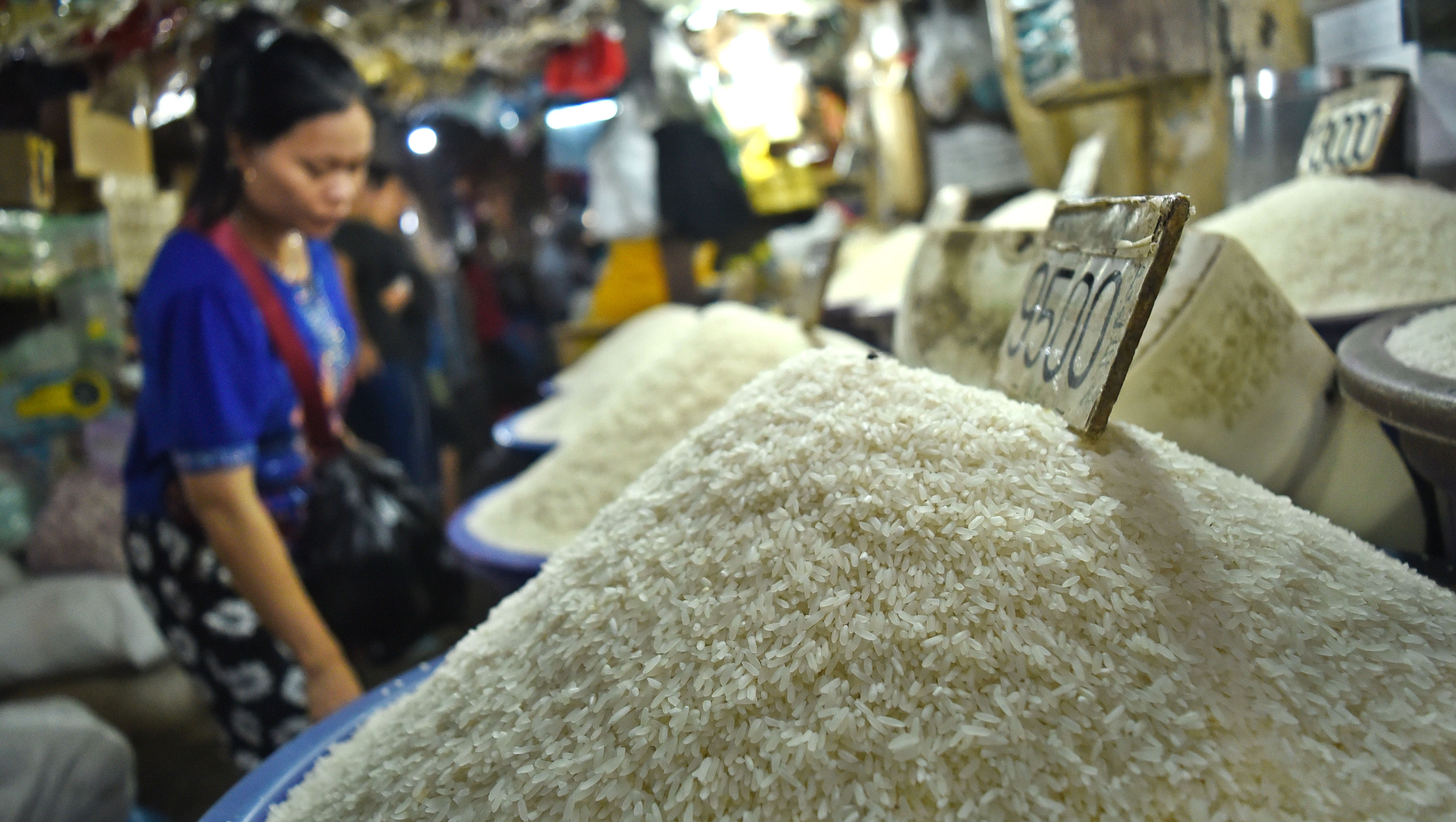 Harga pangan pokok di Kota Medan stabil dan stok mencukupi.