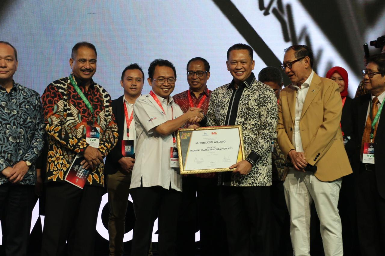 Penghargaan MOTY Award 2019 untuk BGR Logistics