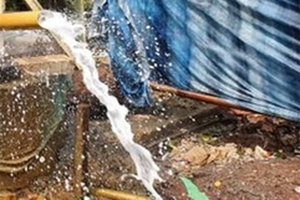 Semburan Air Asin di Bekasi Gegerkan Warga