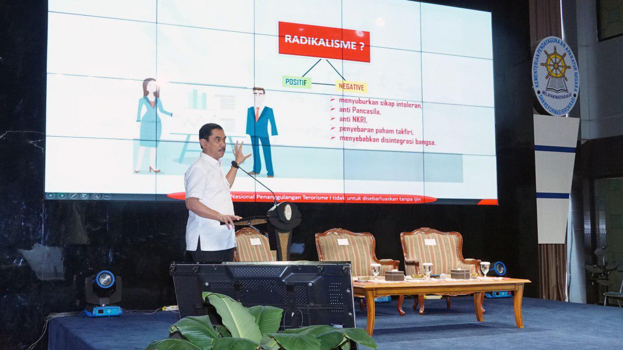 Kepala BNPT Suhardi Alius saat dialog kebangsaan di Kantor Kemenpan-RB Jakarta, Selasa (17/12).