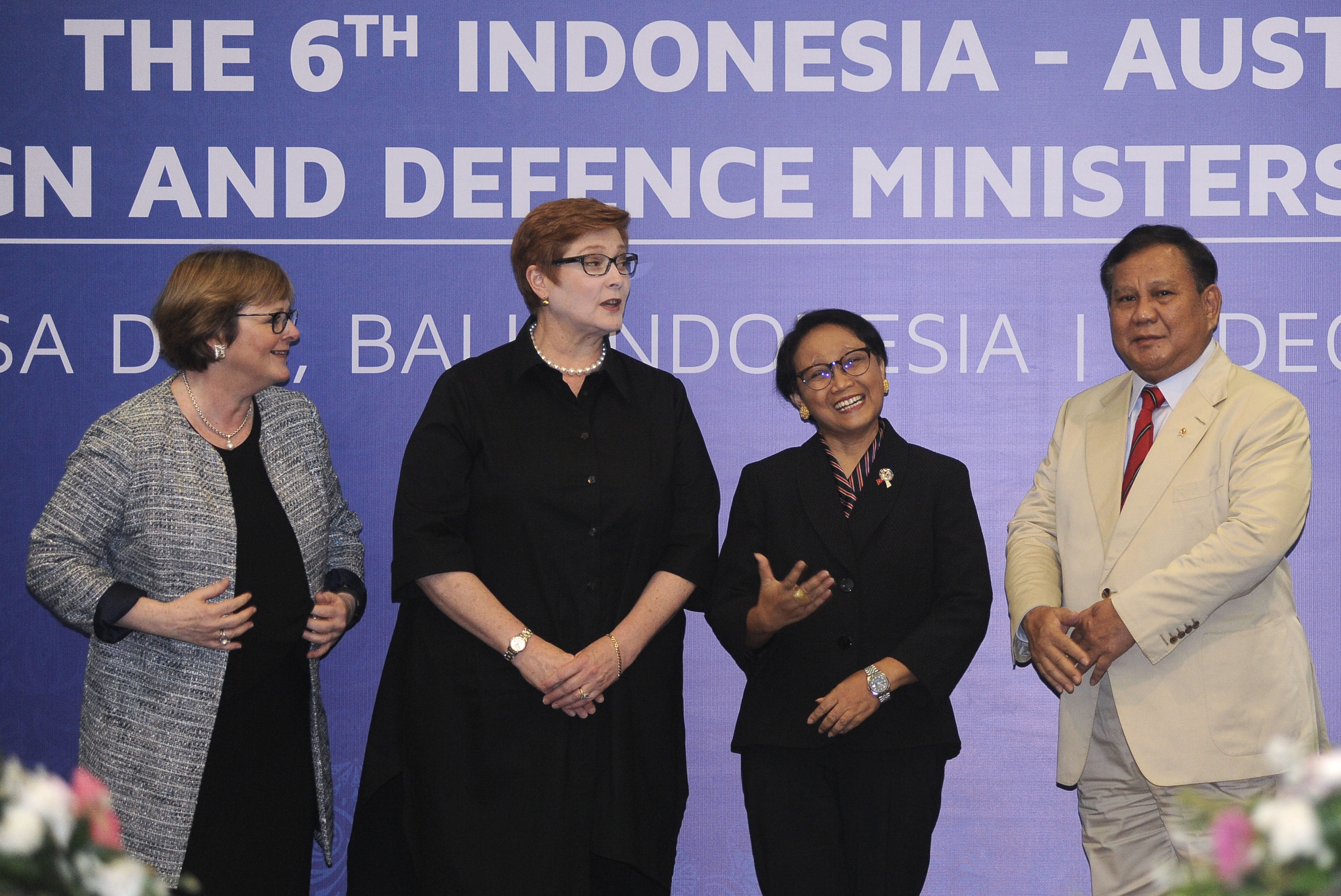(kanan ke kiri) Menhan Prabowo Subianto, Menlu Retno Marsudi , Menhan Australia Linda Reynolds dan  Menlu Australia Marise Payne