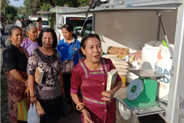 Bulog Maumere Operasi Pasar Jelang Natal dan Tahun Baru