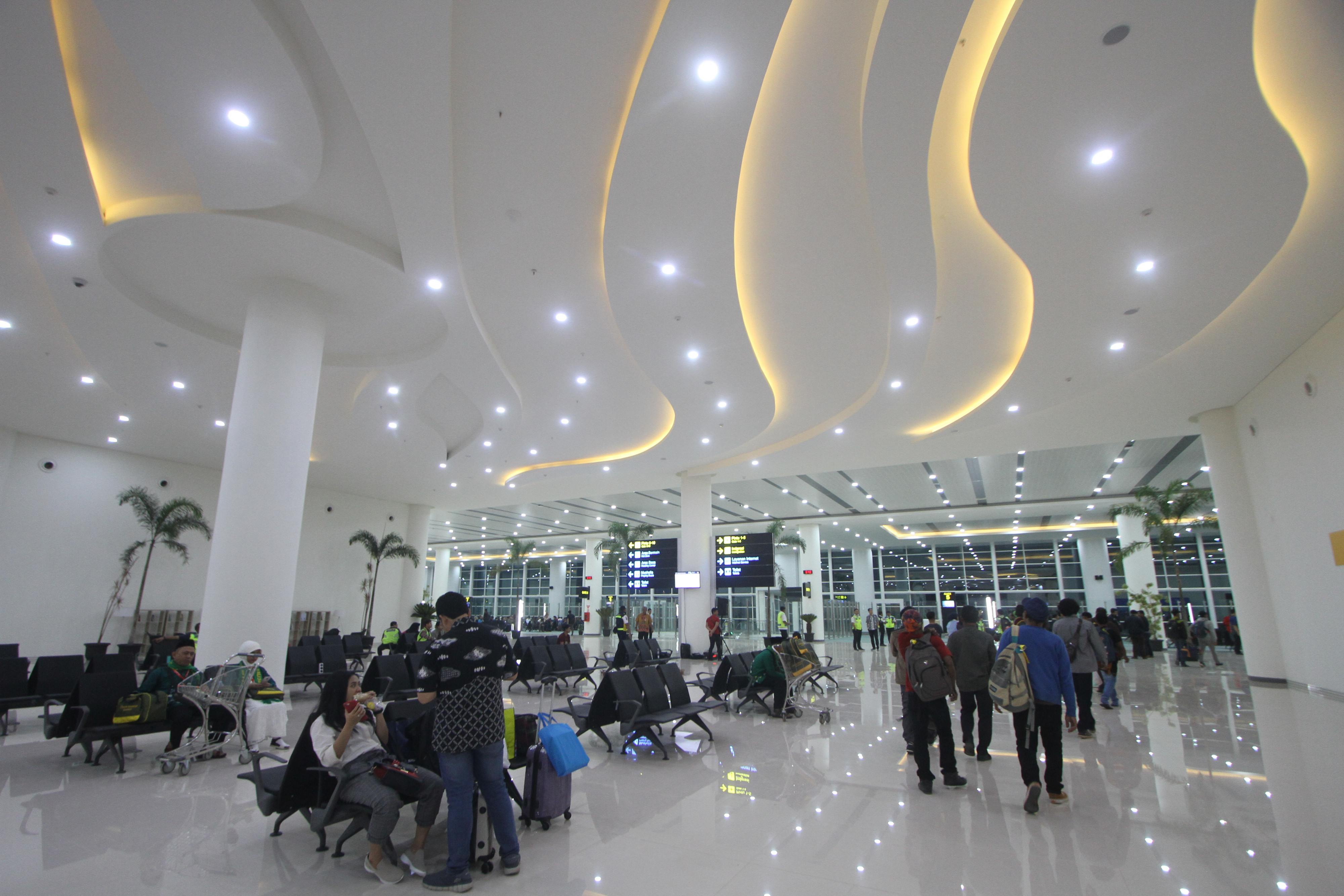 Terminal baru Bandara Syamsudin Noor