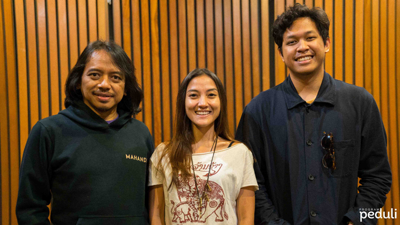 Dewa Budjana, Asterika, dan Hindia