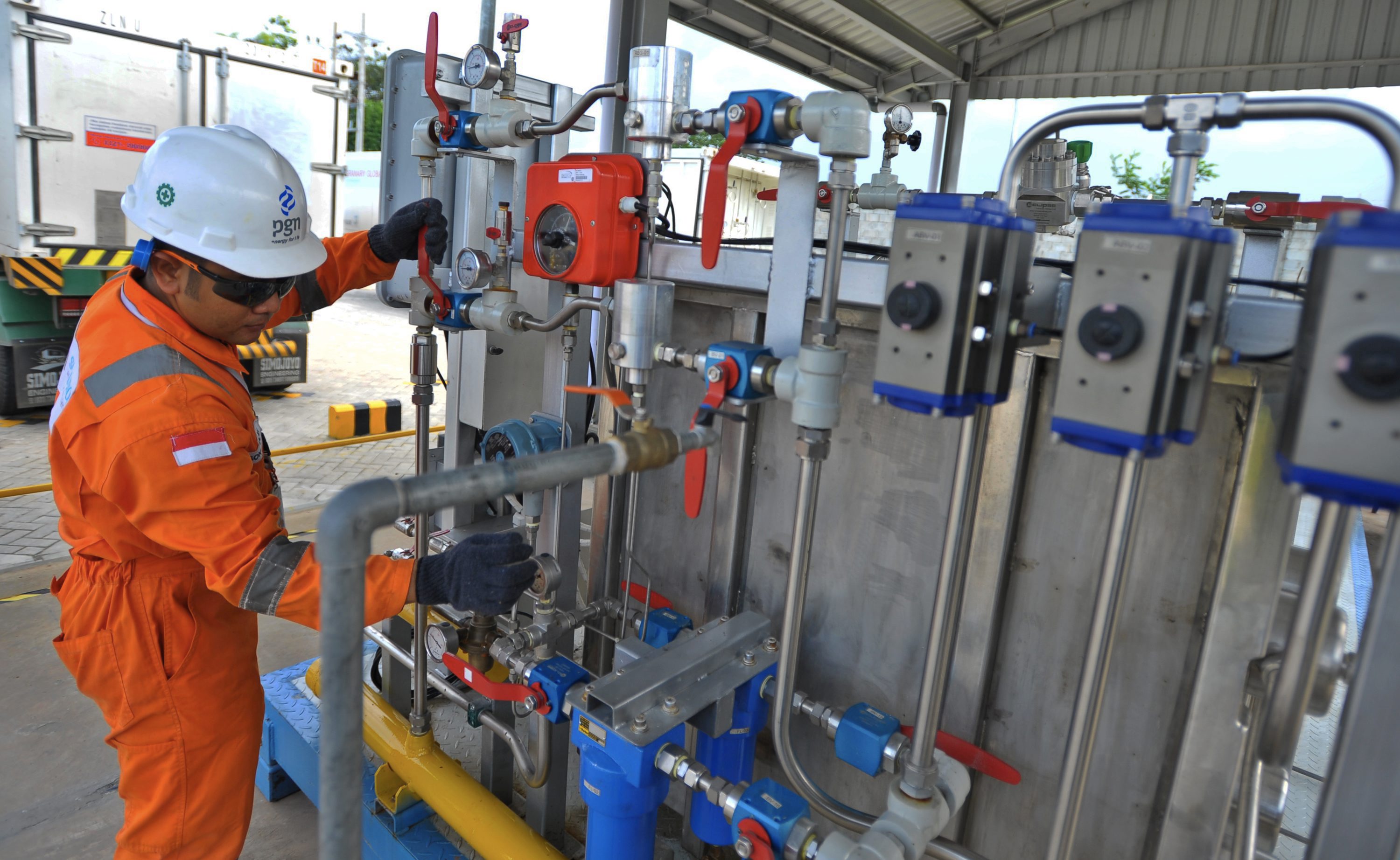 PENYALURAN GAS RUMAH TANGGA