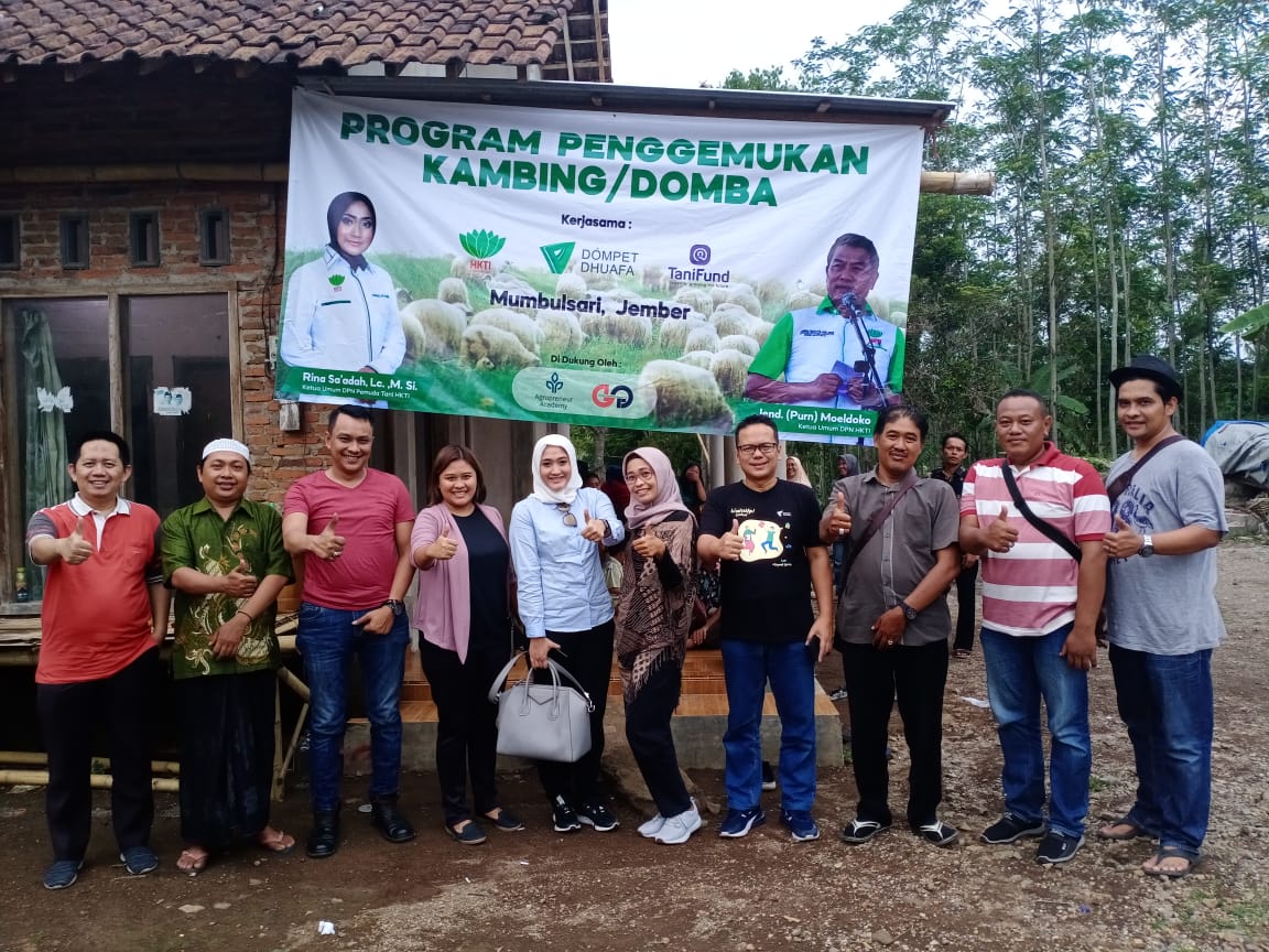 Dompet Dhuafa (DD) menggandeng Pemuda Tani Himpunan Kerukunan Tani Indonesia (HKTI) untuk pengembangan peternakan domba dan kambing.