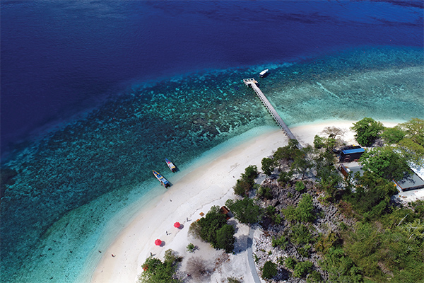Senyum Terkembang dari Pantai-Pantai Likupang