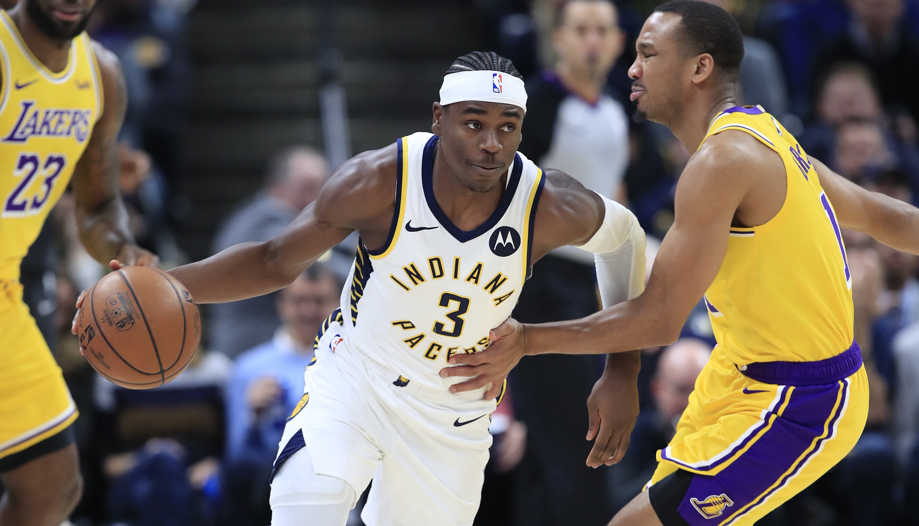 Laga NBA antara Indiana Pacers dan Los Angeles Lakers