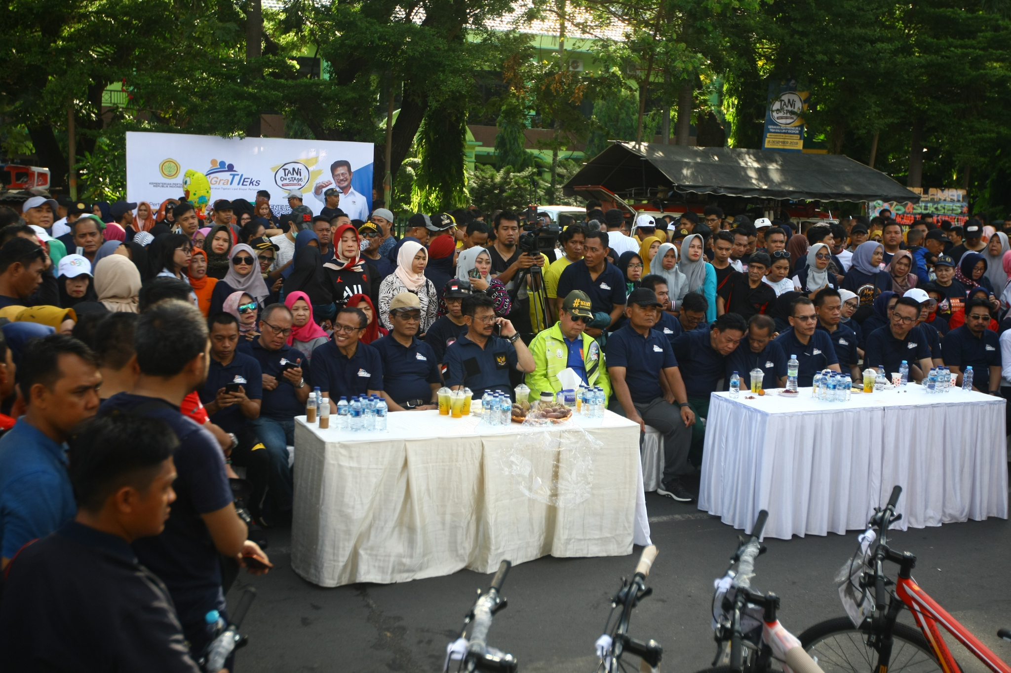 Kementerian Pertanian menggelar Tani on Stage, Gerakan Agripreneur dan Tiga Kali Lipat Ekspor (GraTi-Eks) di Makassar.