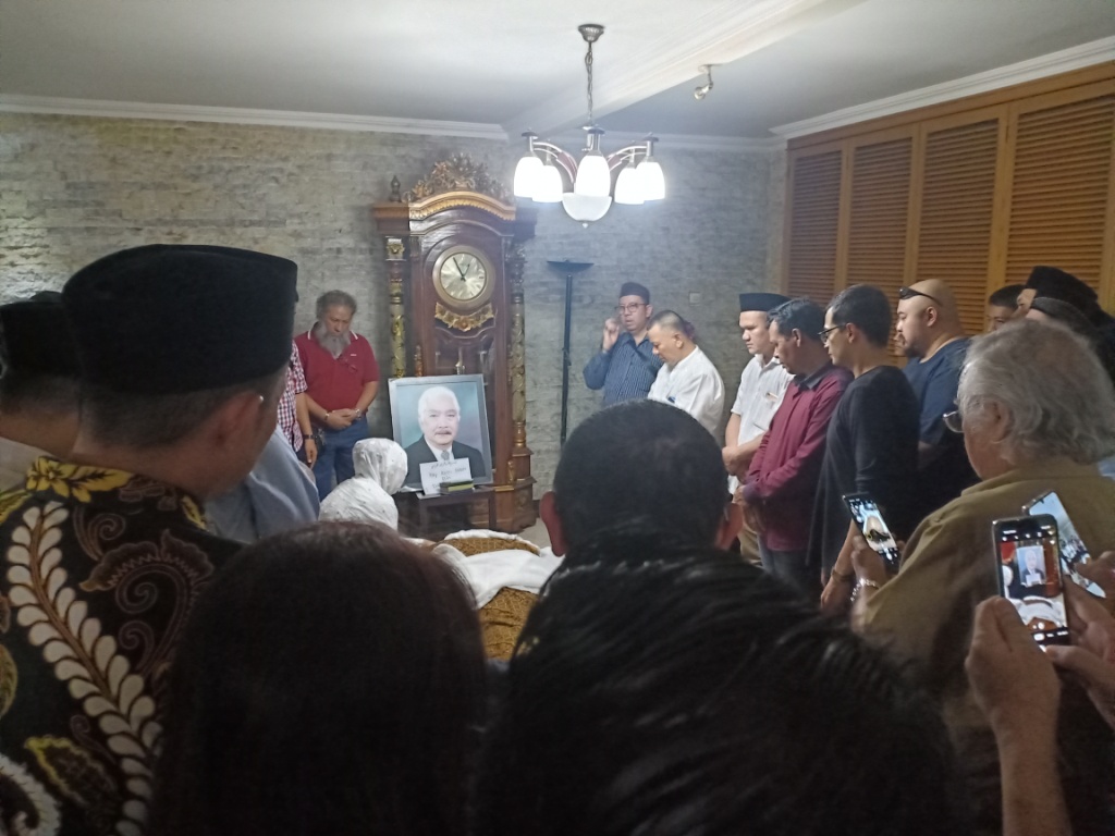 Rumah duka Rusli Paloh, Rabu (18/12).