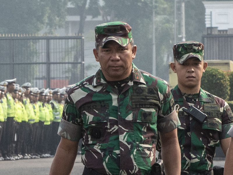 TNI Siap Bantu Korban Banjir Jakarta