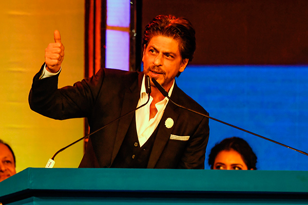 Shah Rukh Khan Tanggapi Kemenangan Muhammad Khan