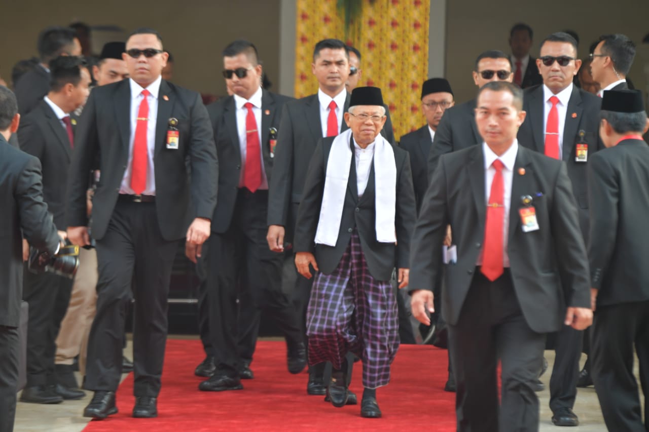 Sejumlah personel Paspampres tengah bertugas mengawal Wakil Presiden RI, KH Ma'ruf Amin.  