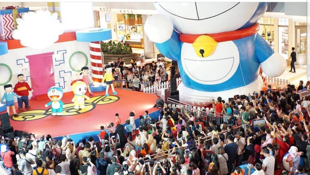 Rayakan Natal dan liburan Tahun Baru bersama Doraemon dan kawan-kawan. 