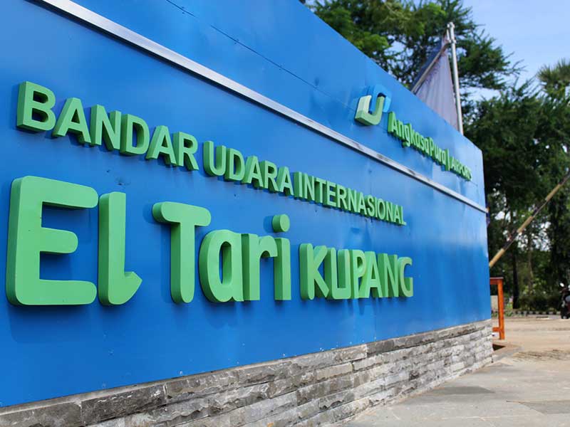 Mabuk, Penumpang Nam Air Dicegah Naik Pesawat