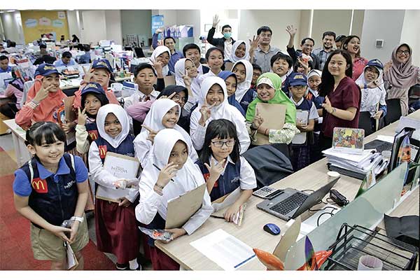 Reporter Cilik Media Indonesia saat berkunjung di Kantor Direksi McDonald’s, Kelapa Gading, Jakarta