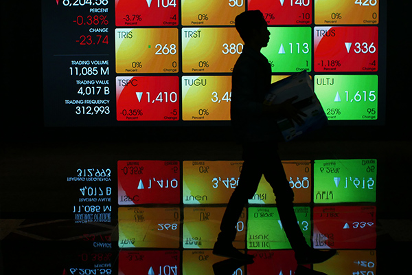 Efek Santa dan WD Angkat Bursa Saham