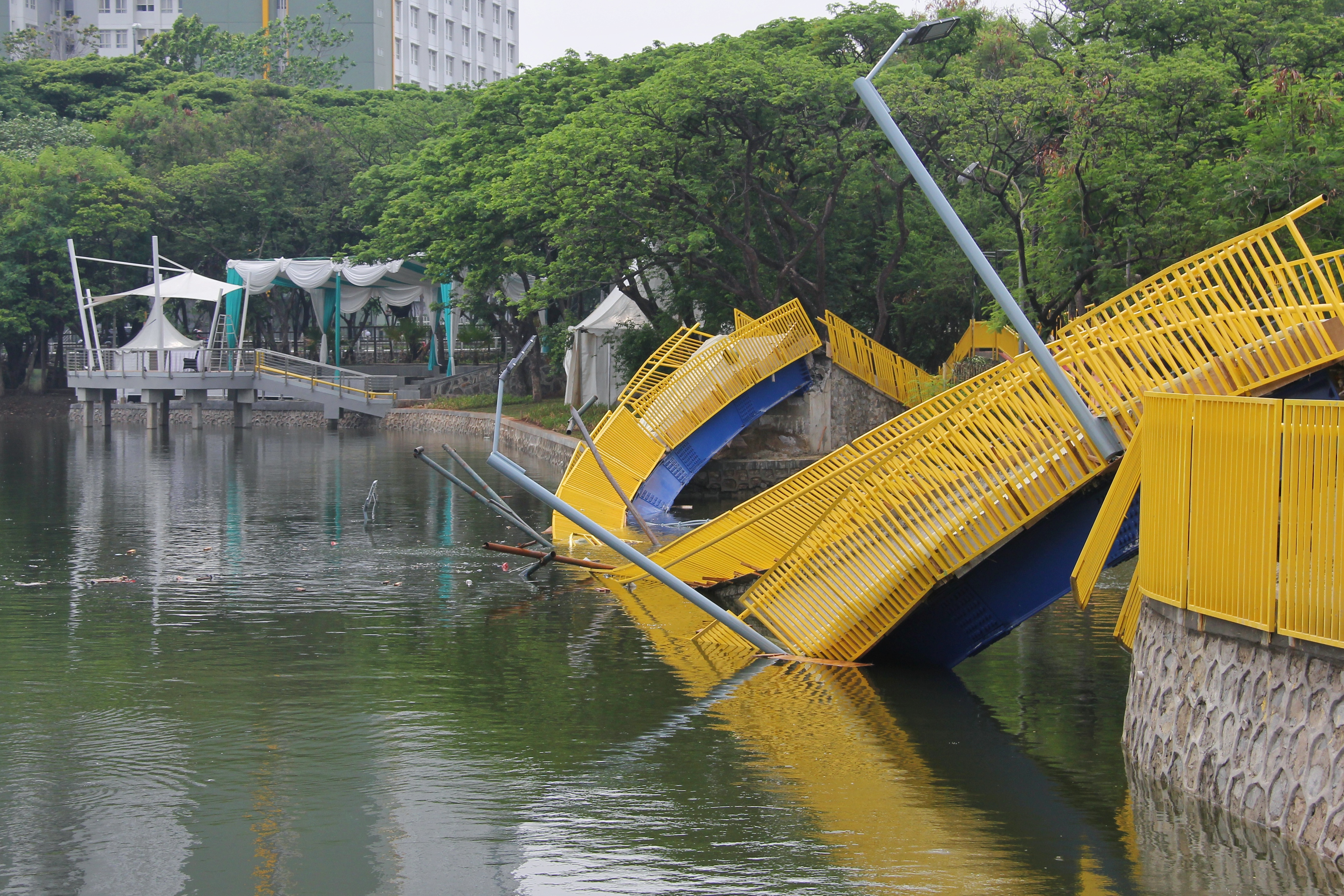 PPK Kemayoran Panggil Pihak Kontraktor Jembatan Ambruk