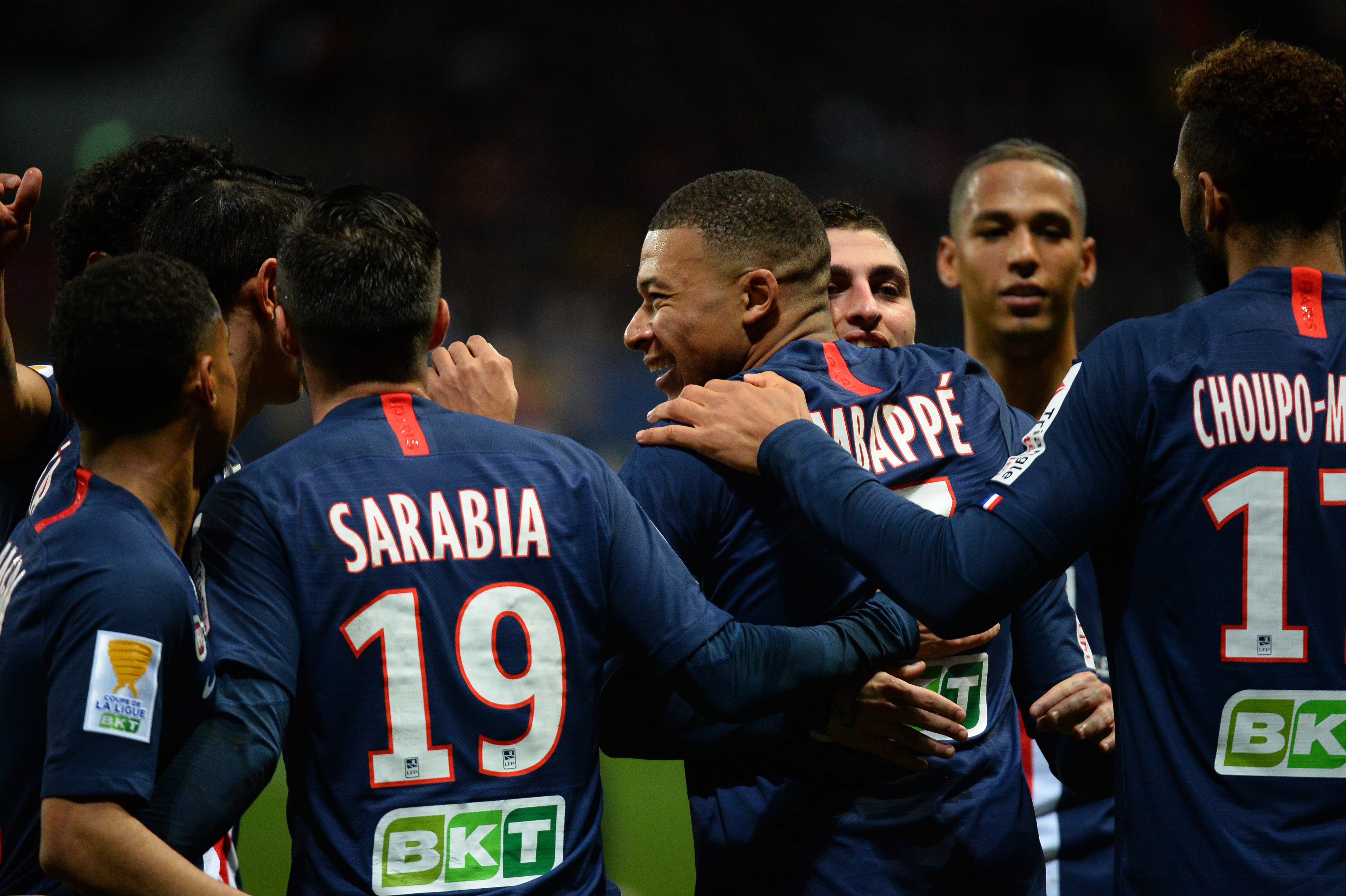 Para pemain Paris Saint-Germain melakukan selebrasi usai mencetak gol ke gawang Le Mans