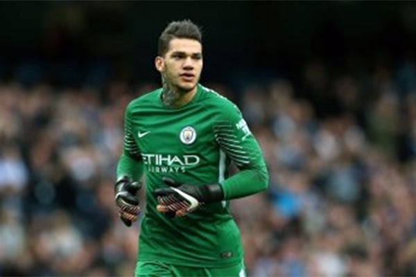 Kiper Manchester City Ederson Moraes 