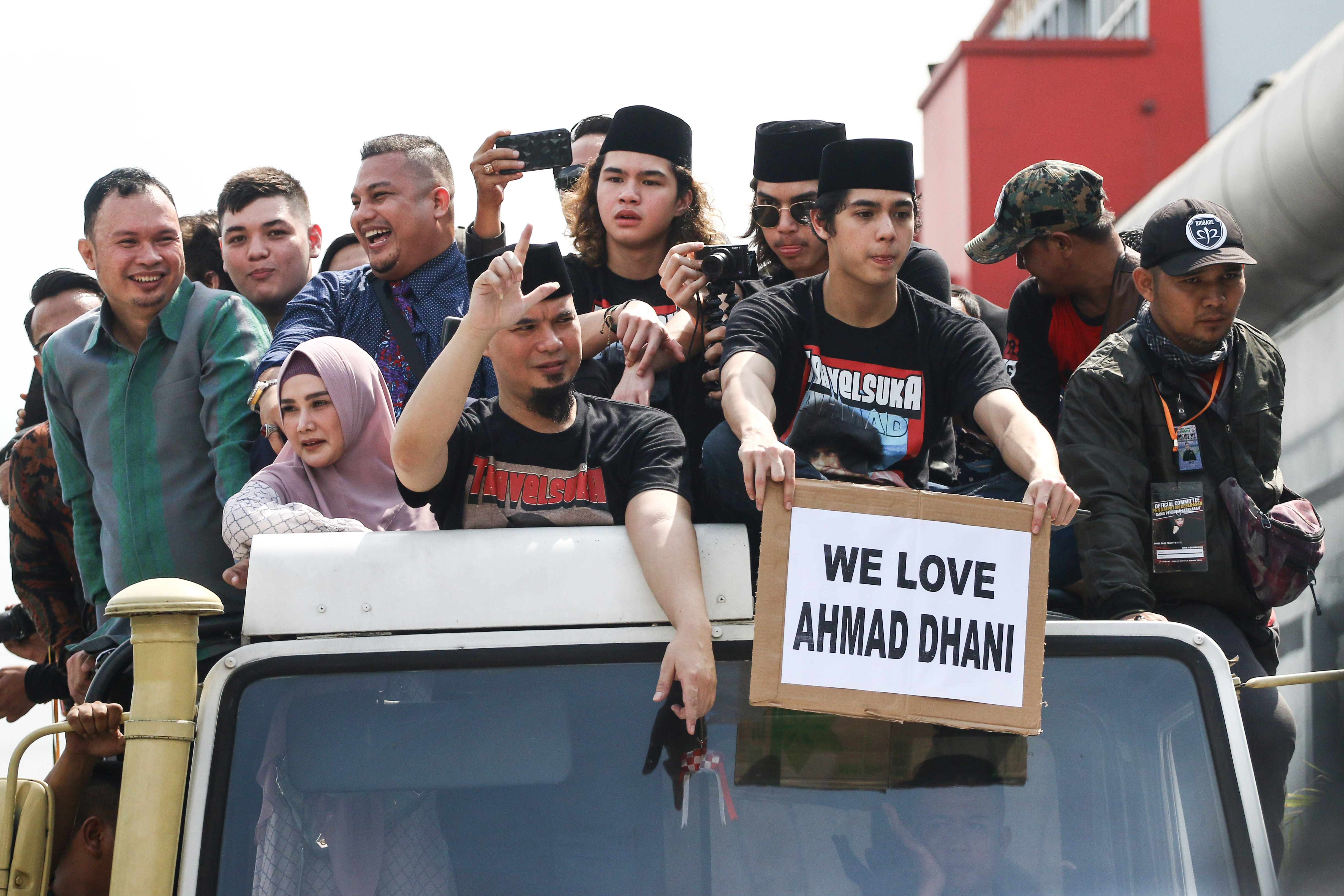 Bebas, Ahmad Dhani Jalani Pidana Kedua Hari Ini