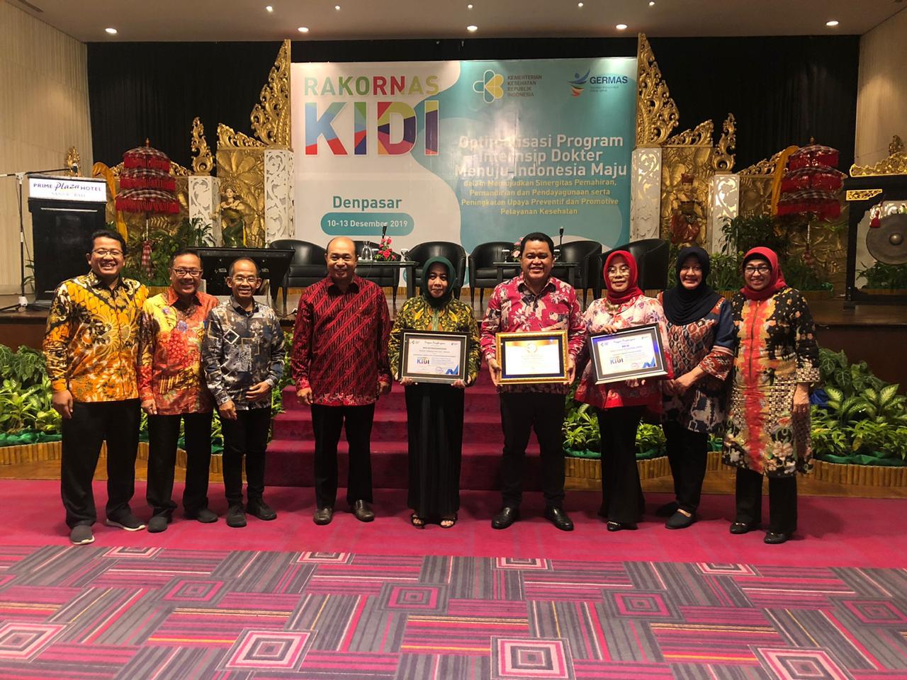 BP Jamsostek Cabang Jakarta Sudirman meraih penghargaan dari Pusat Pengembangan dan Pemberdayaan Sumber Daya Manusia (PPSDMK) Kemenkes. 