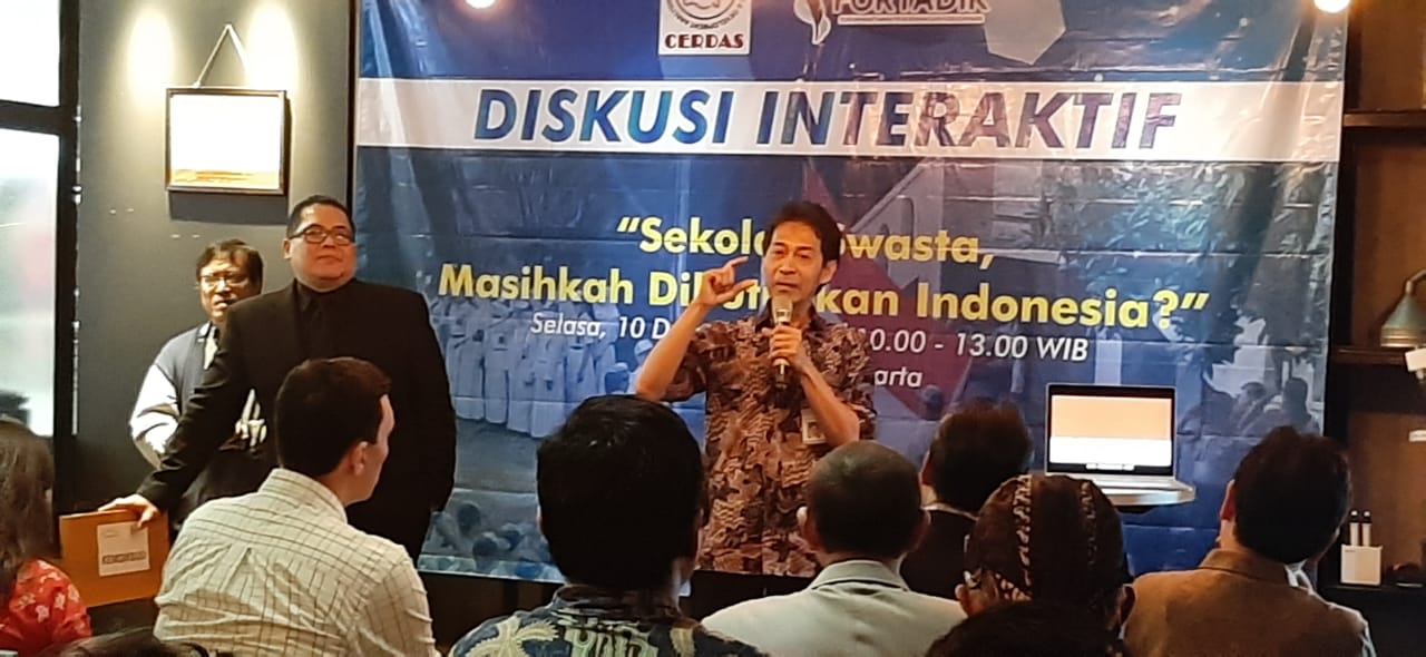 Diskusi interaktif bertema pendidikan yang diselenggarakan Cerdas di Jakarta, Selasa (10/12). 