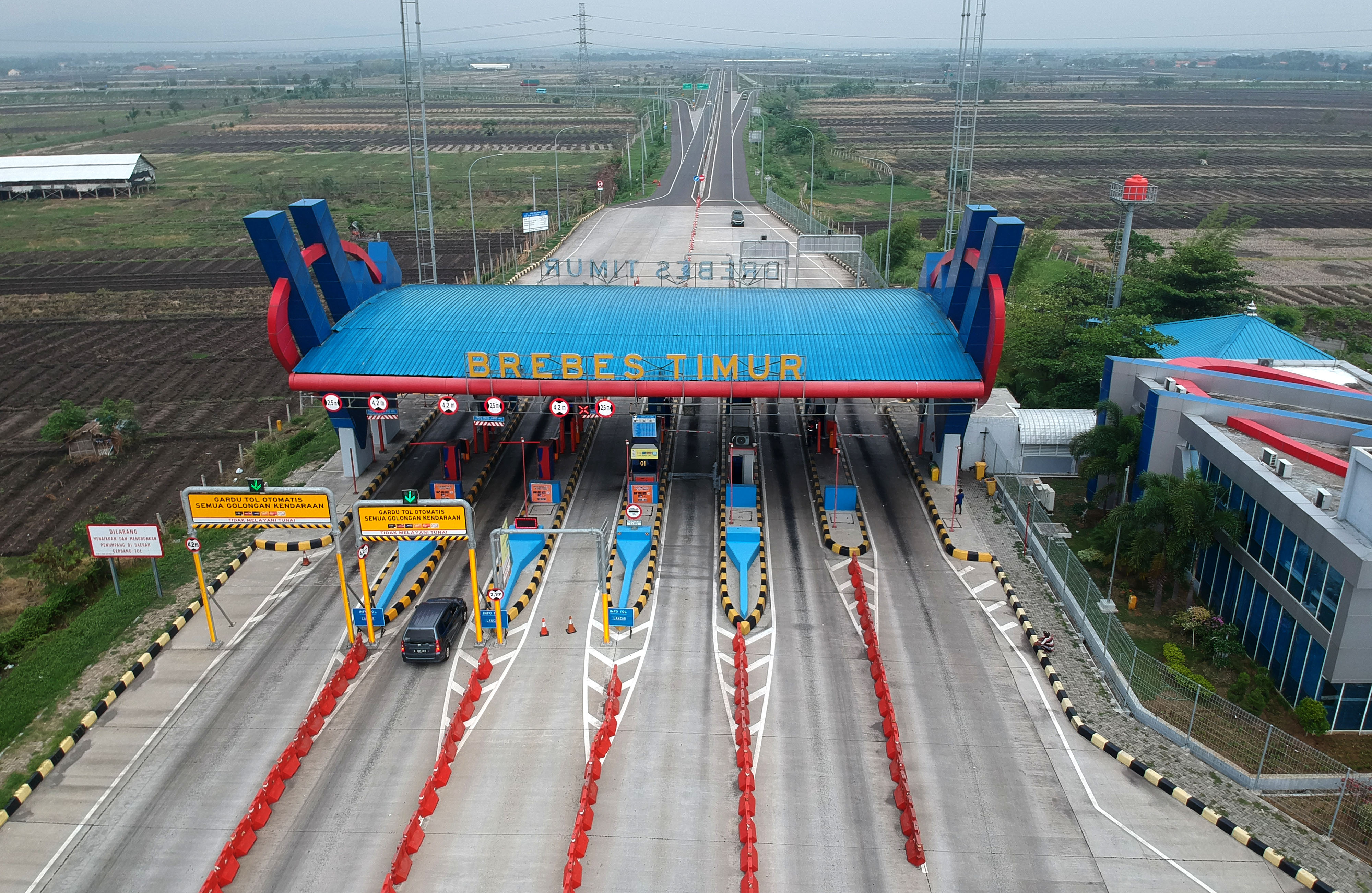 120 ribu Kendaraan Keluar Jakarta di Puncak Mudik Nataru