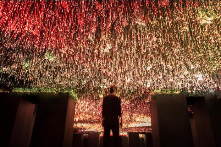  Festival seni, teknologi, dan musik, terbesar di Indonesia dengan tema 'Wave of Tomorrow' di di The Tribrata, Dharmawangsa,Jakarta.