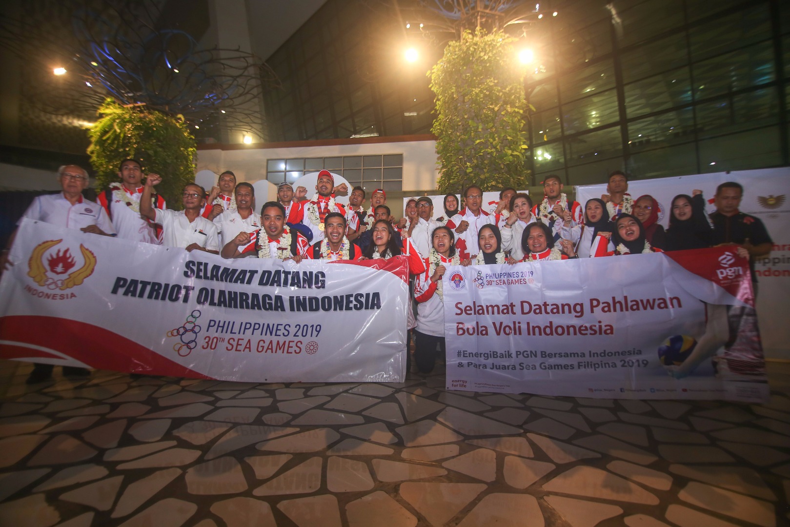 Tim Voli Indonesia tiba di Tanah Air usai merebut satu medali emas dan satu perunggu di SEA Games 2019