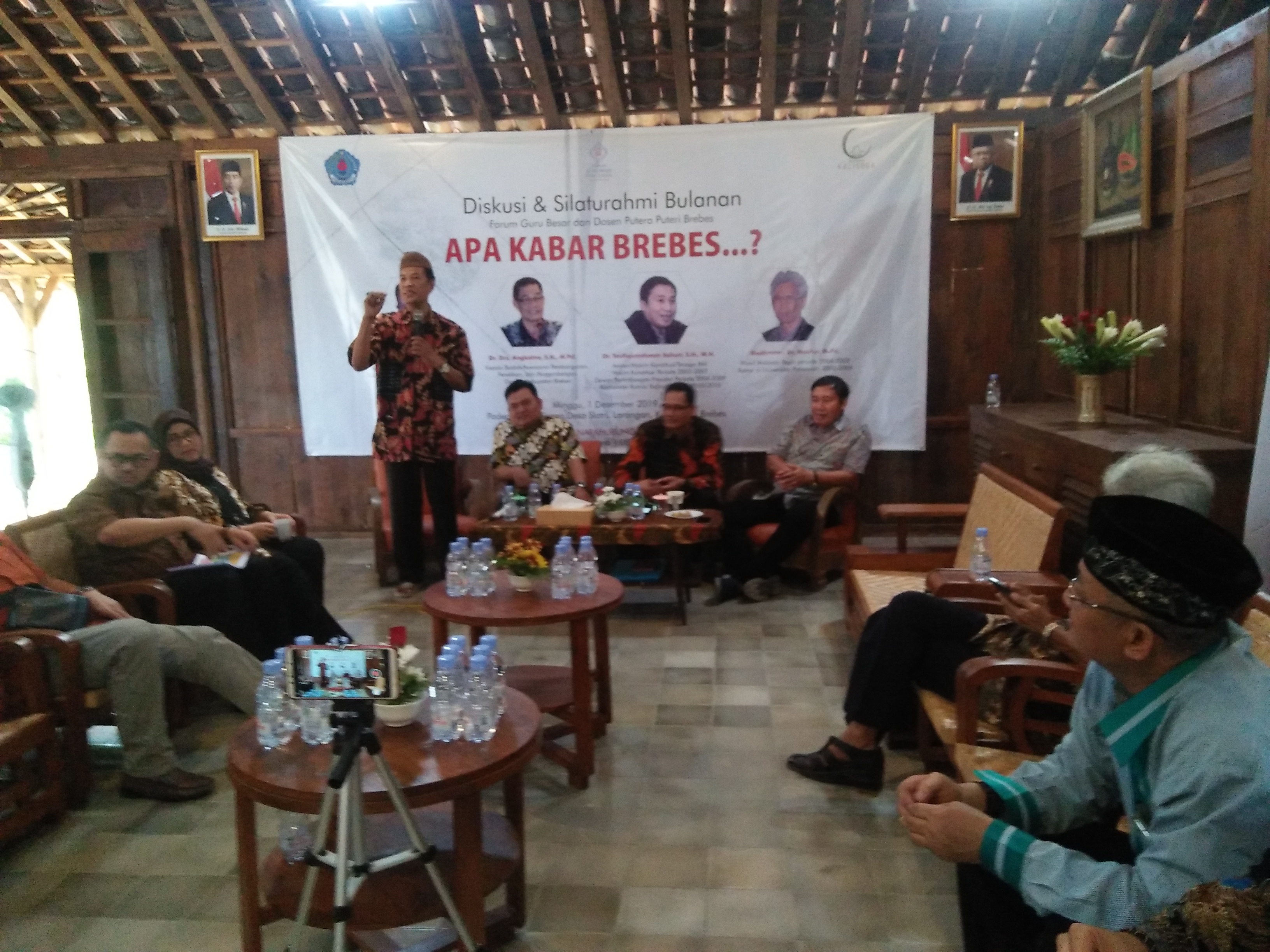 Diskusi pemindahan ibu kota Brebes menguat untuk meningkatkan perekonomian. 