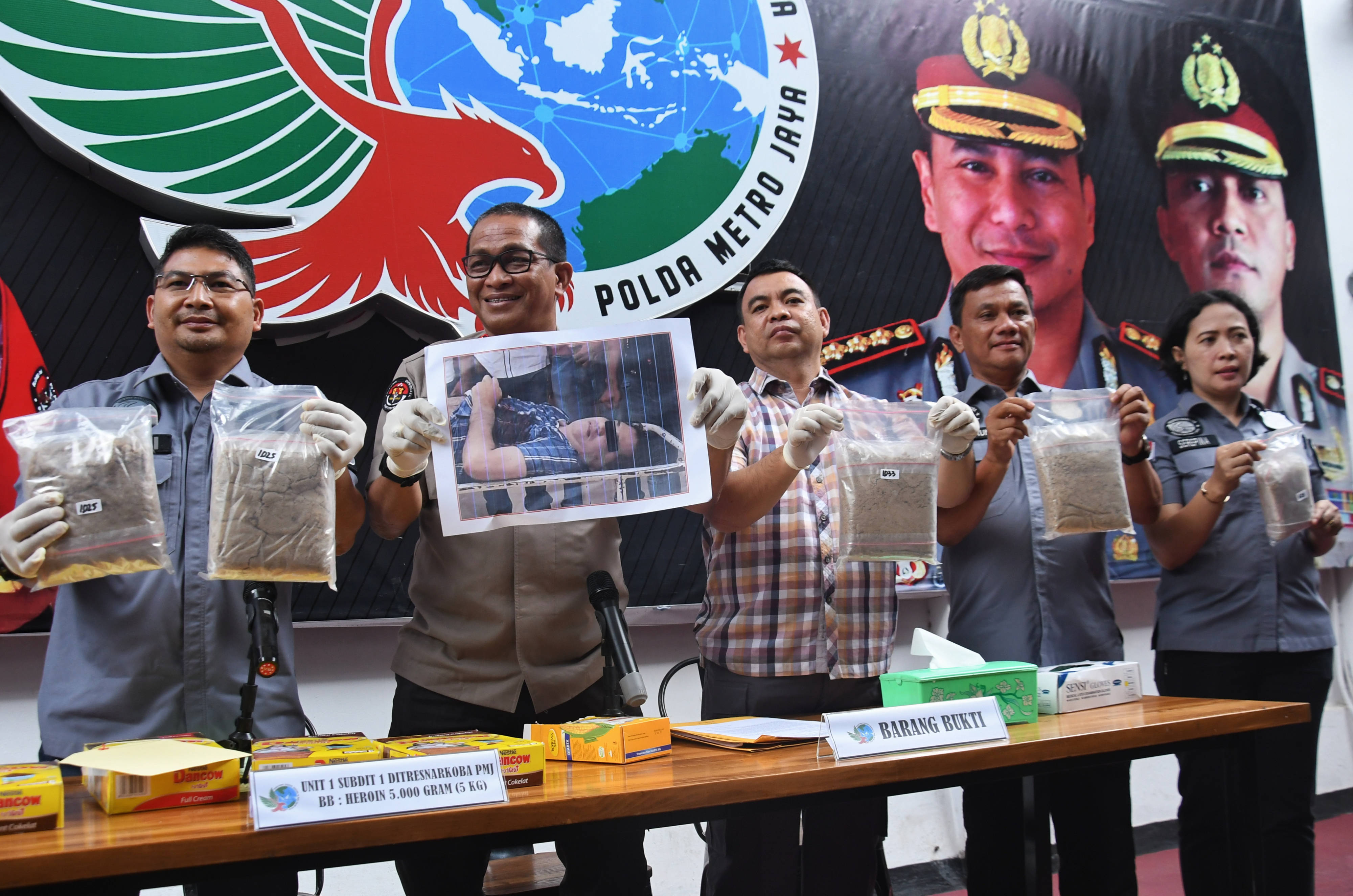 Polisi Bongkar 5kg Heroin yang akan Diedarkan saat Tahun Baru
