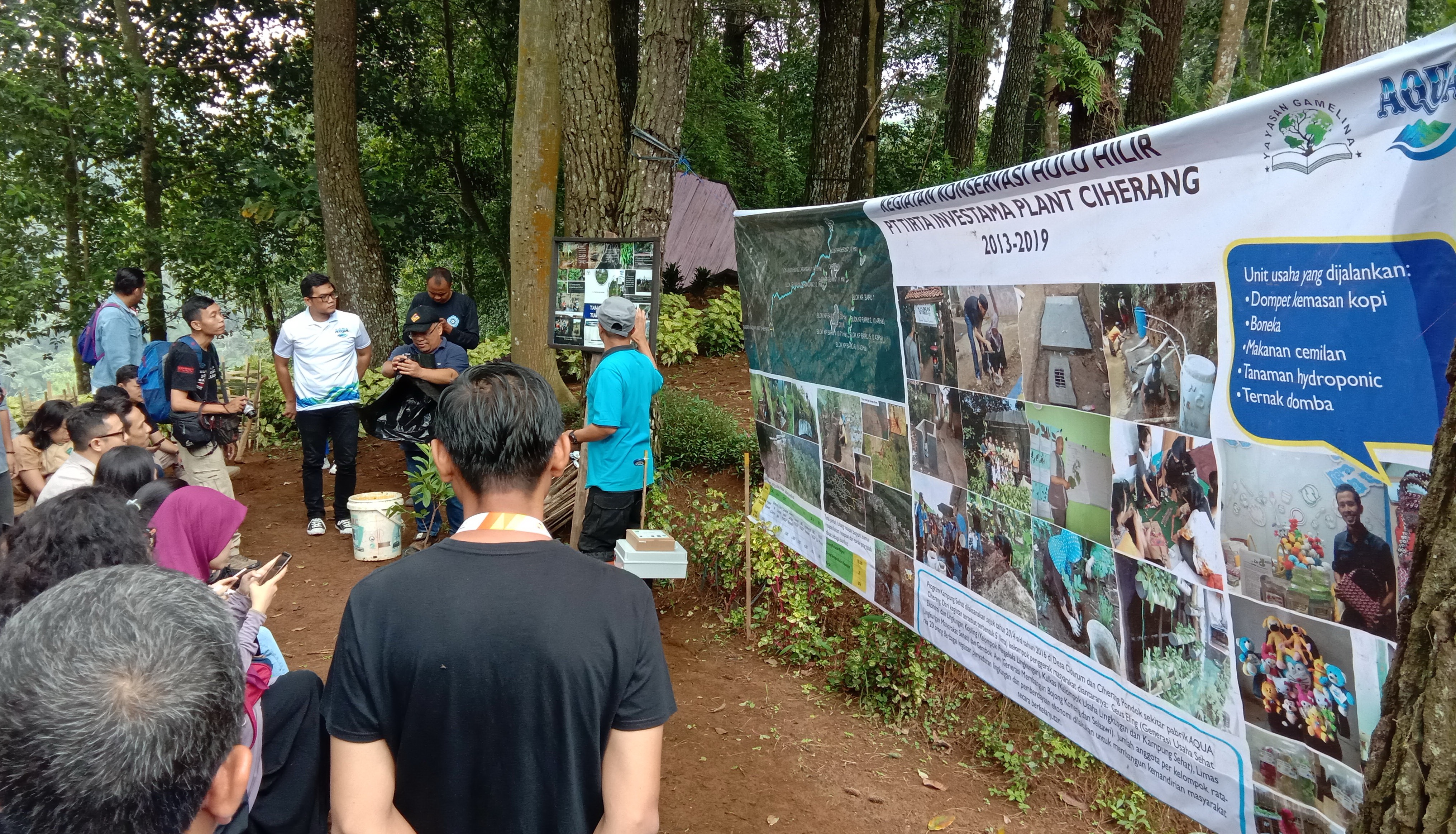  Danone-Aqua selalu berkomitmen menjaga kelestarian alam secara berkelanjutan.