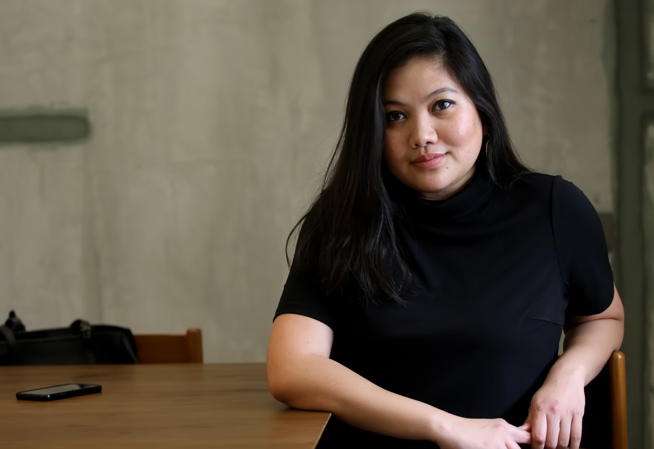 Stephany Josephine Agnes  (Teppy) Mengulas Film dengan Jenaka