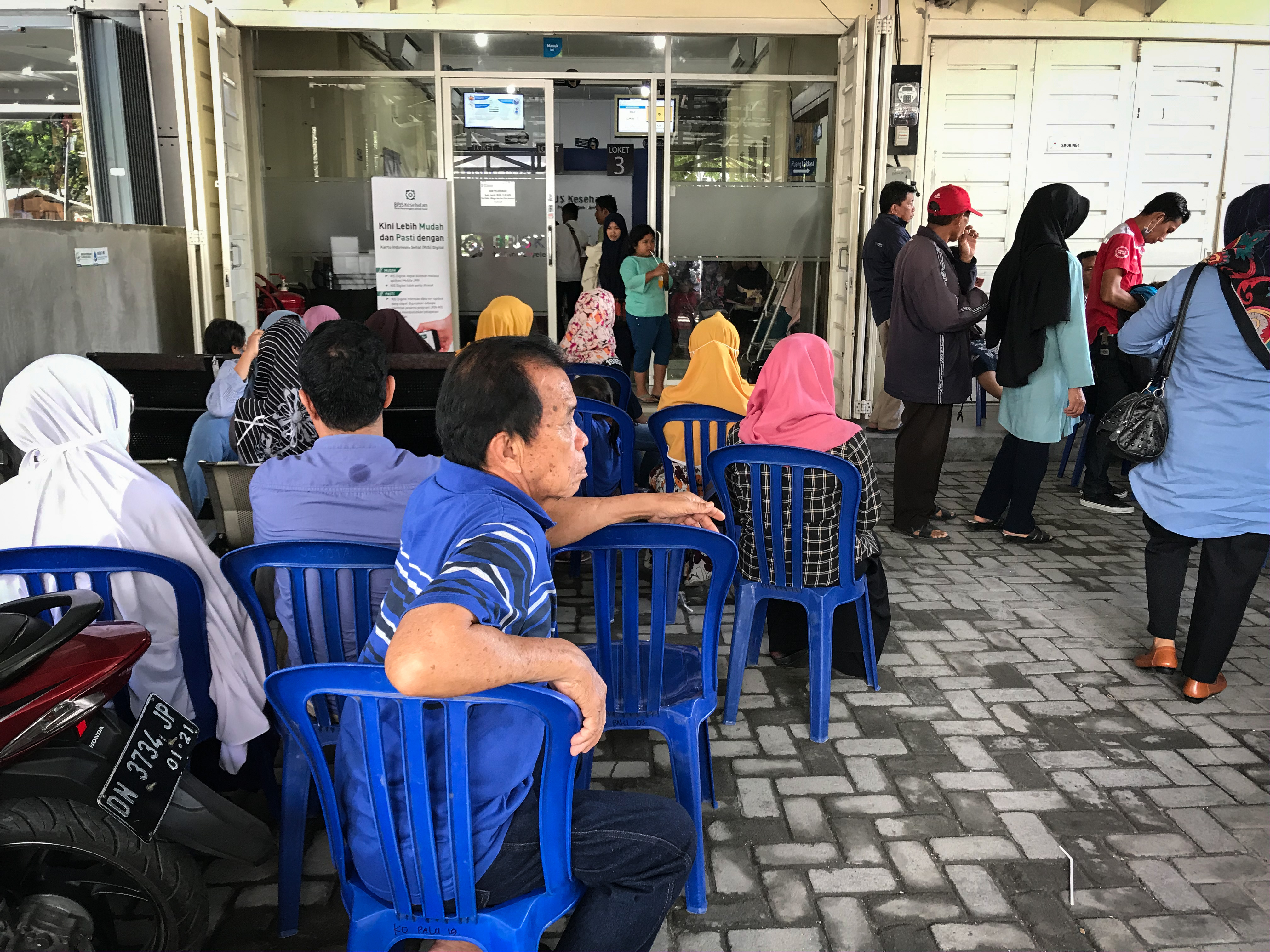 Warga Palu Ramai-Ramai Turunkan Kelas BPJS  Kesehatan