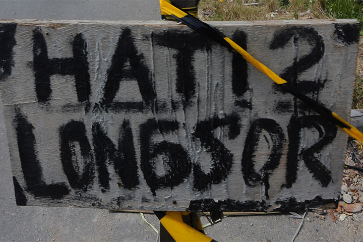 Tanah Longsor di Klungkung Tutup Akses Jalan