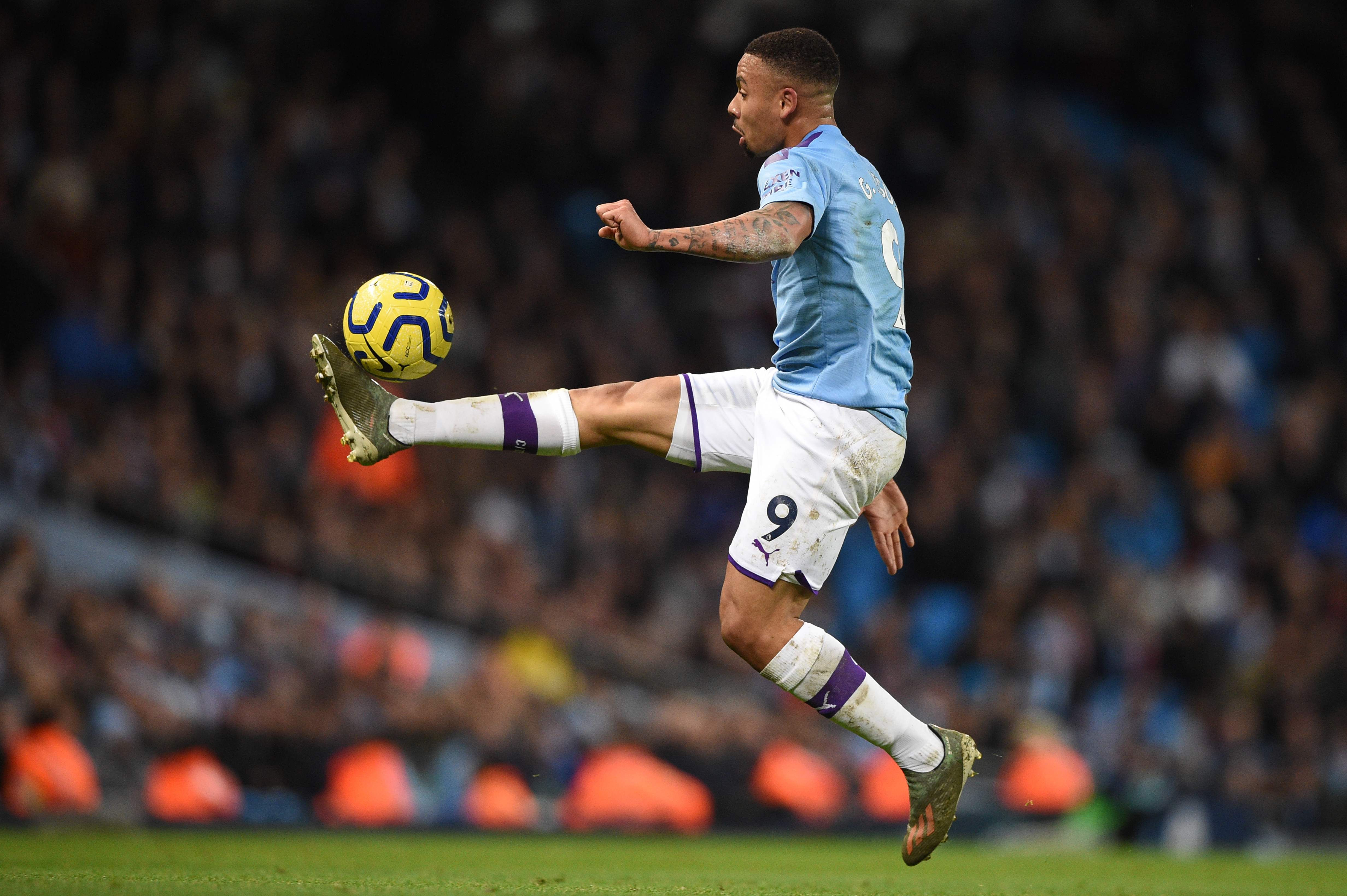 Gabriel Jesus diharapkan bisa menggantikan peran Sergio Aguero sebagai mesin gol Man City