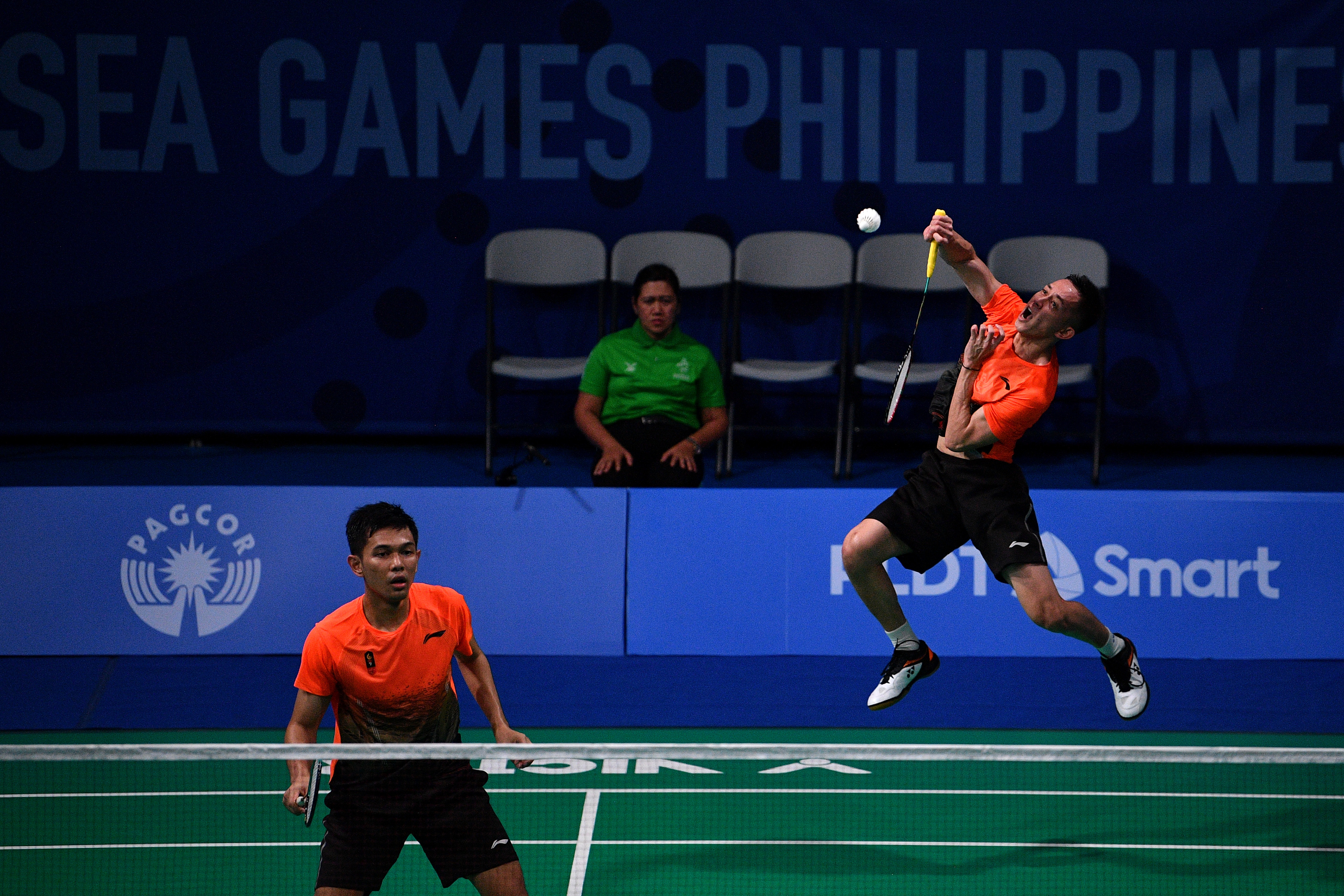 Ganda putra Indonesia Muhammad Rian Ardianto (kanan) dan Fajar Alfian