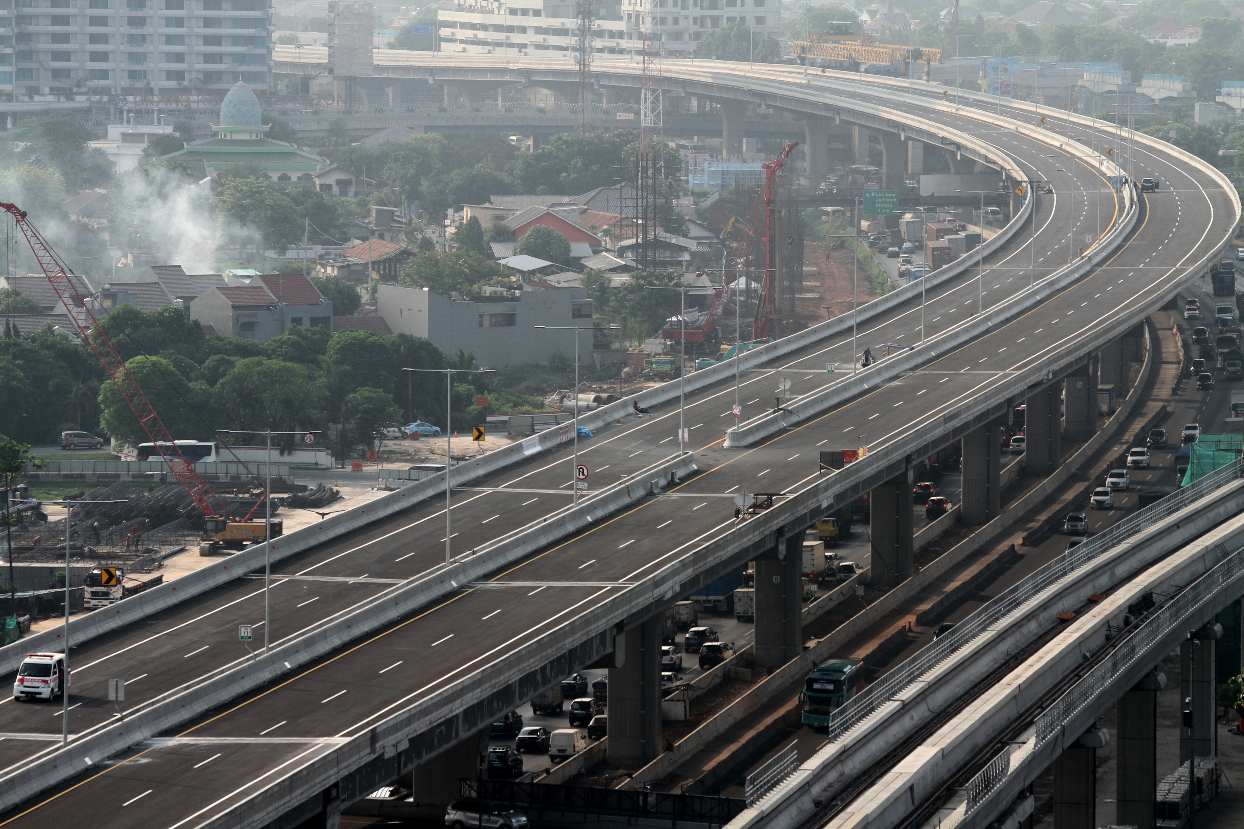 Catat, Batas Kecepatan Tol Japek II Elevated 80 Km per/Jam