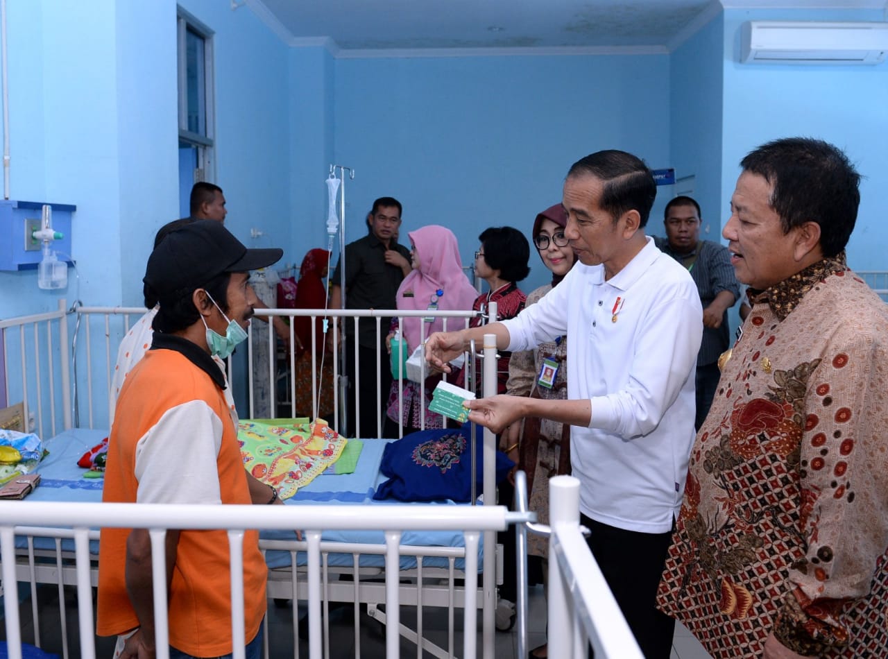 Ilustrasi--Presiden Joko Widodo saat melakukan sidak pelayanan BPJS Kesehatan di Rumah Sakit Umum Daerah Abdul Moeloek