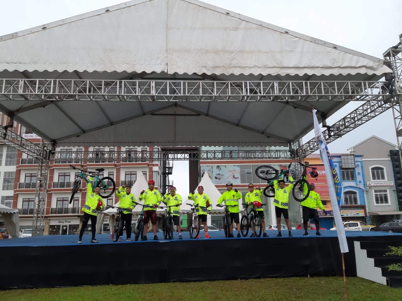 Cuaca Buruk, Kapolda Kepri Patroli Antisipasi Bencana